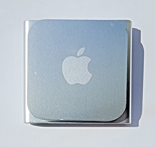 Apple ipod nano 6th gen - apple, 16gb